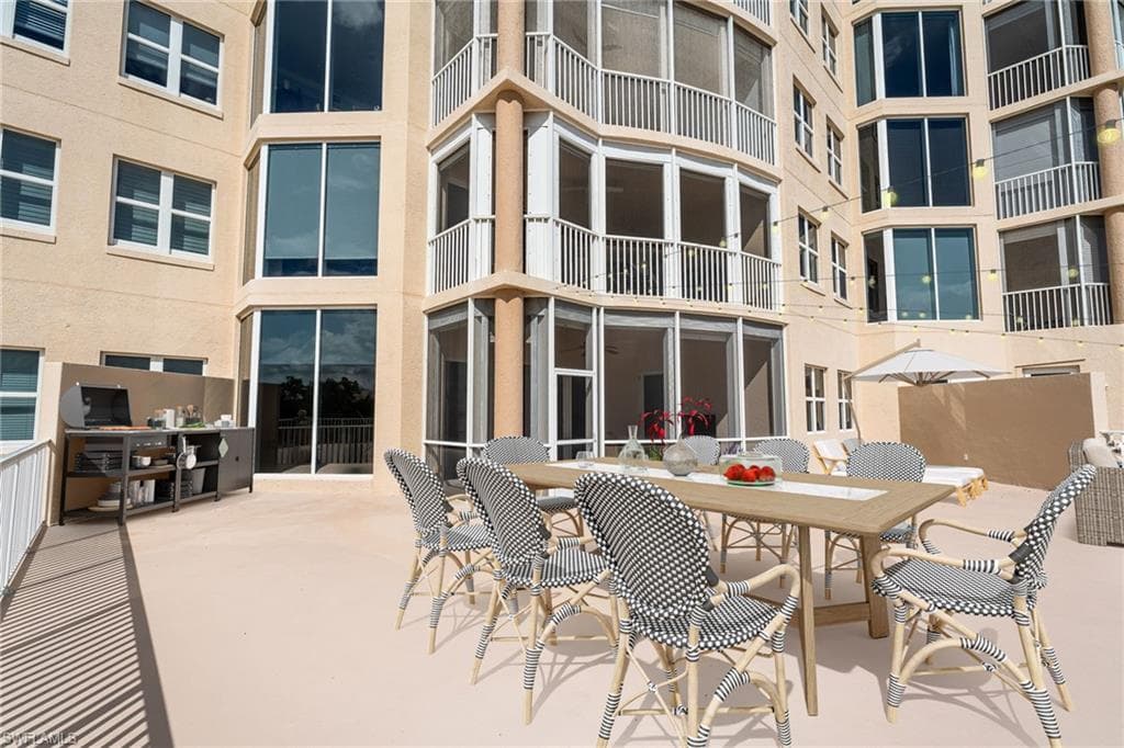 4137 Bay Beach LN 525-2