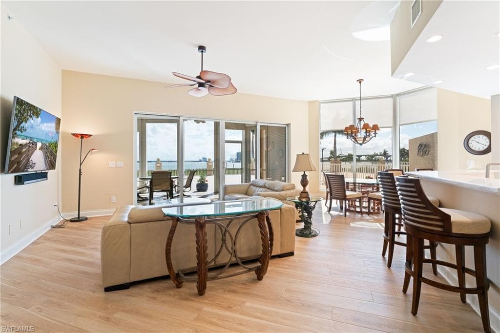 4137 Bay Beach LN 525-14