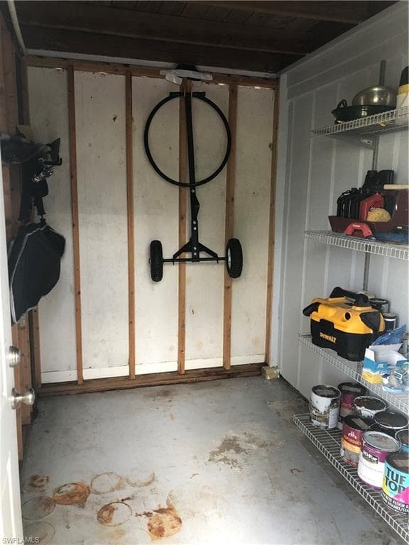 16303 Shoal CT-43