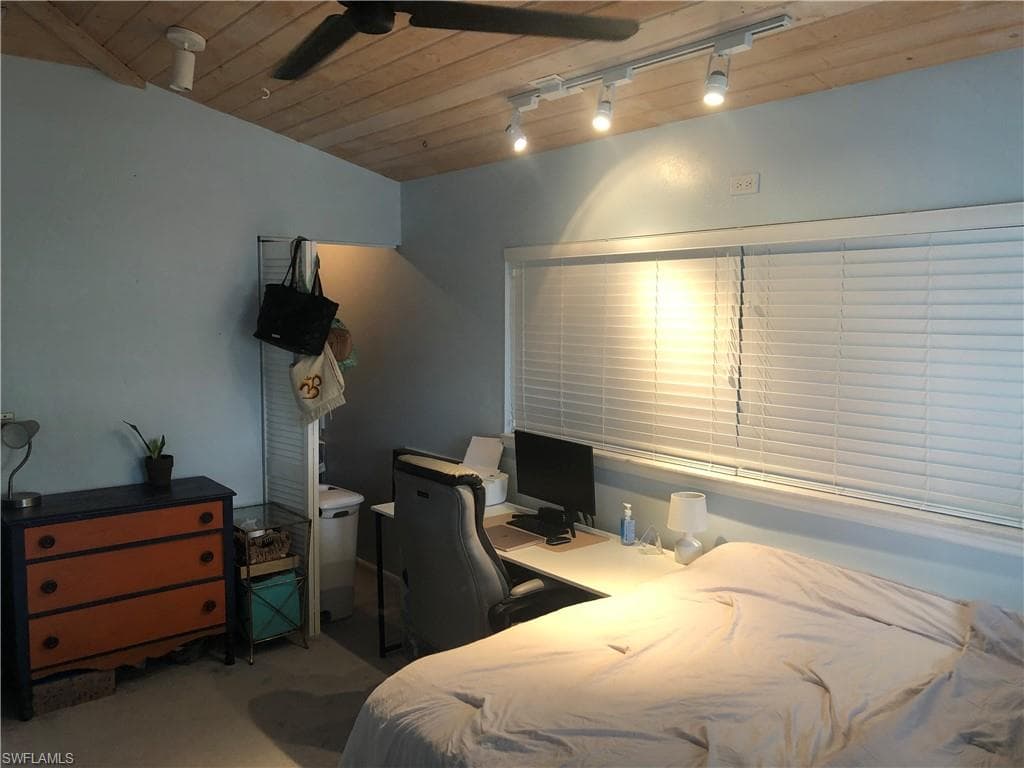 16303 Shoal CT-30