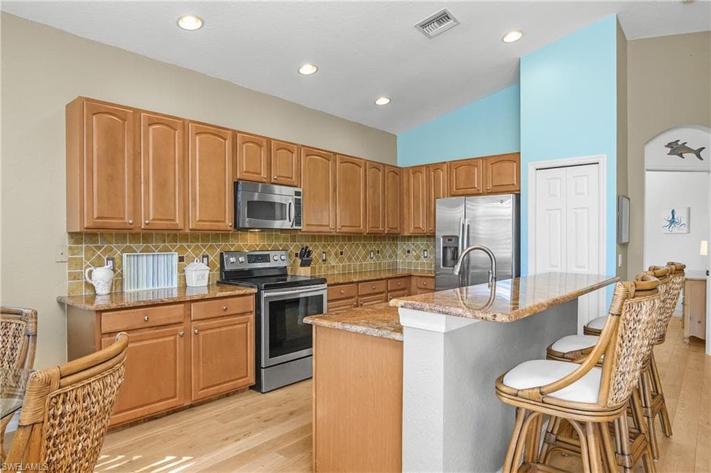 28241 Lisbon CT 3522-6
