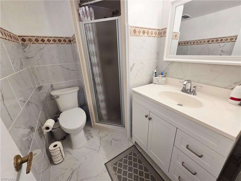 1086 Forest Lakes DR 9207-10