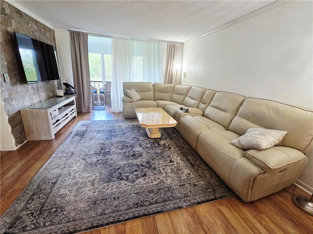 1086 Forest Lakes DR 9207-8