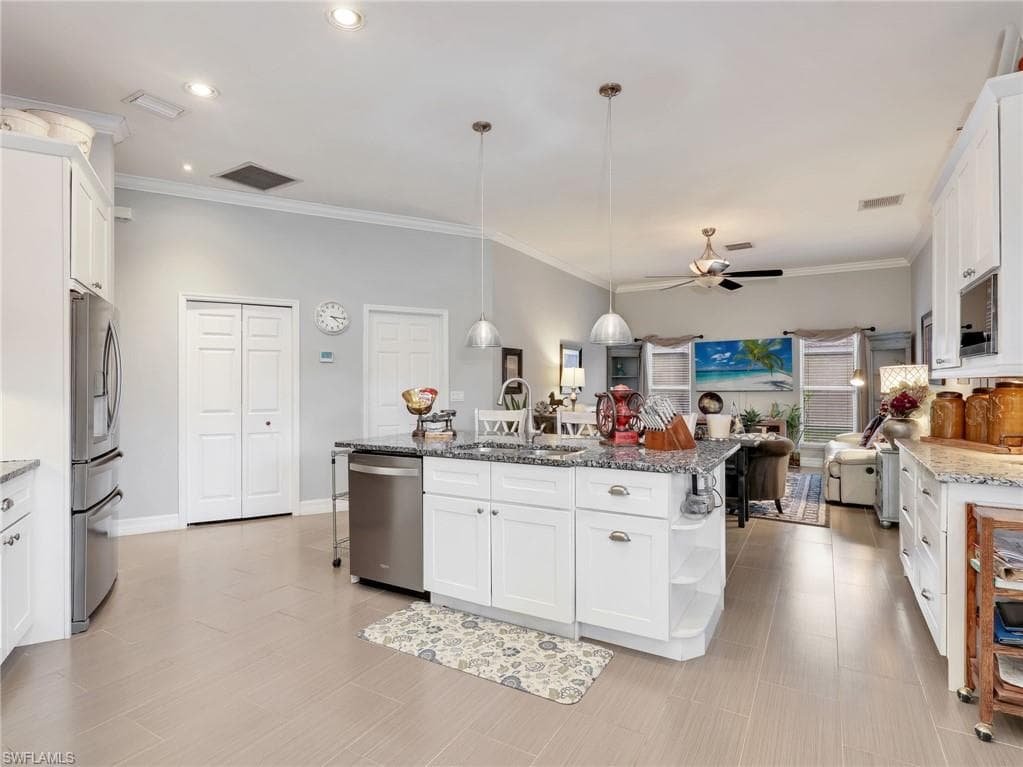 2033 Teagarden LN-15