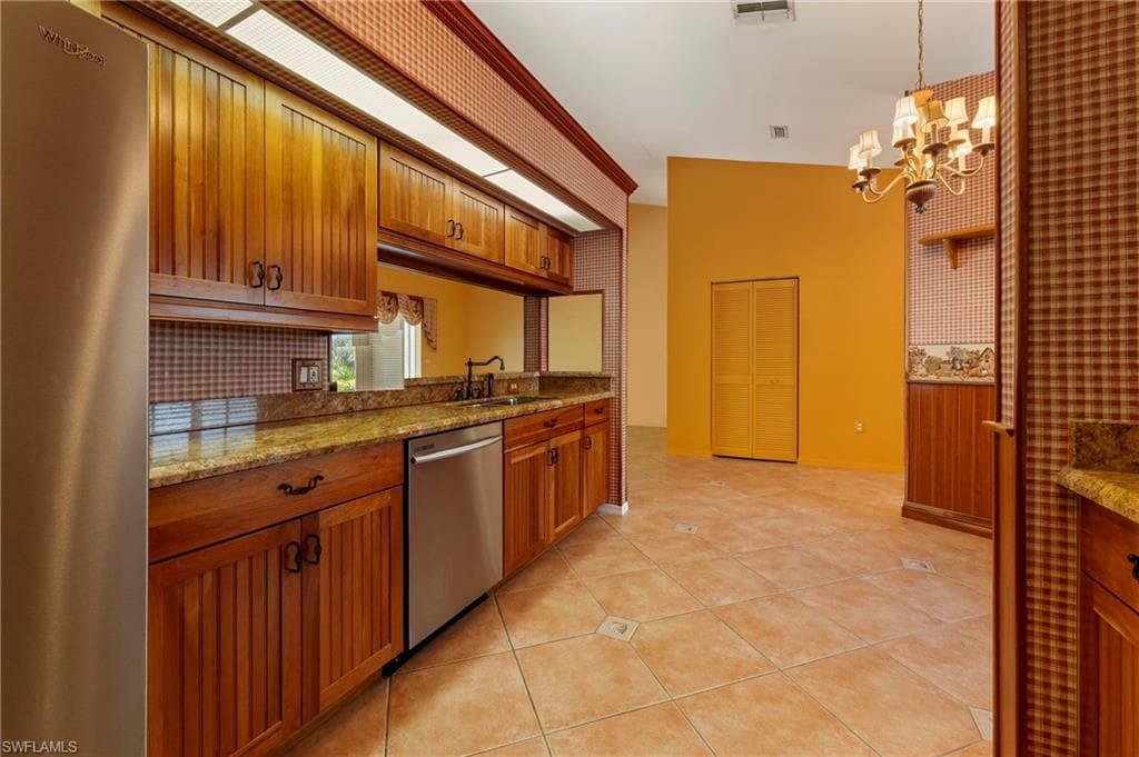 25151 Fairway Dunes CT-5