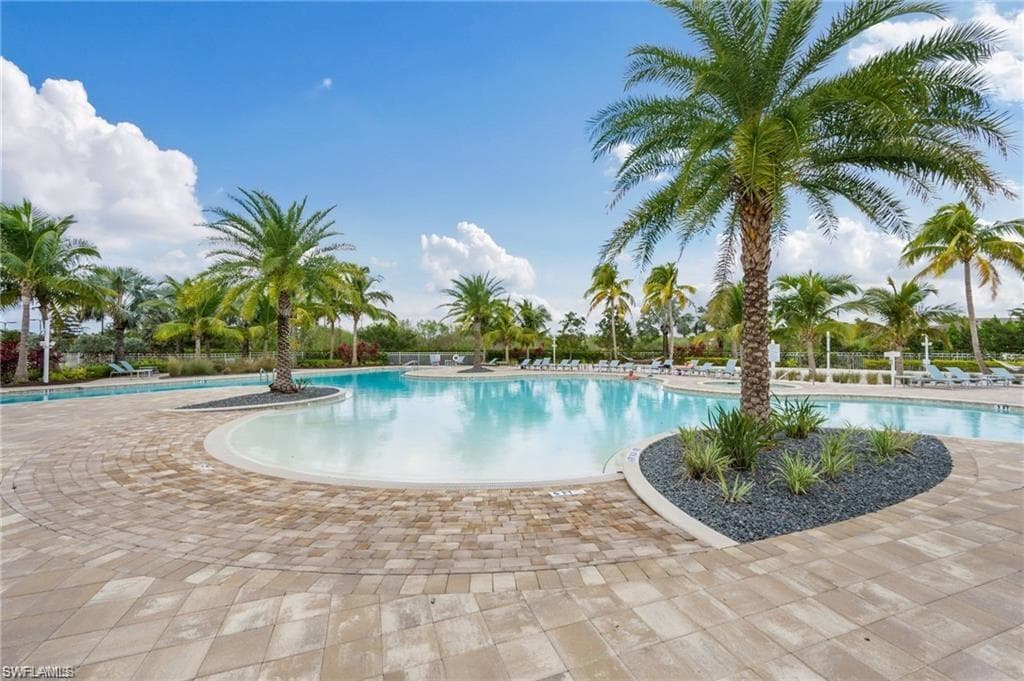 16769 Siesta Drum WAY-44