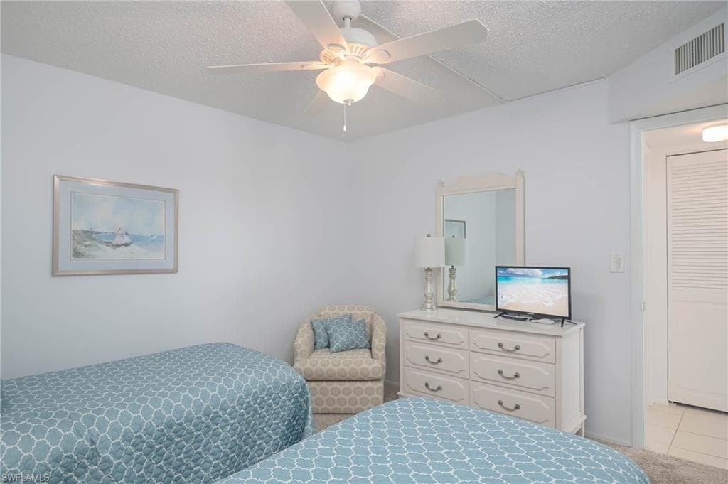 6900 Estero BLVD 701-16
