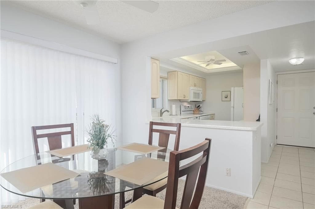 6900 Estero BLVD 701-12