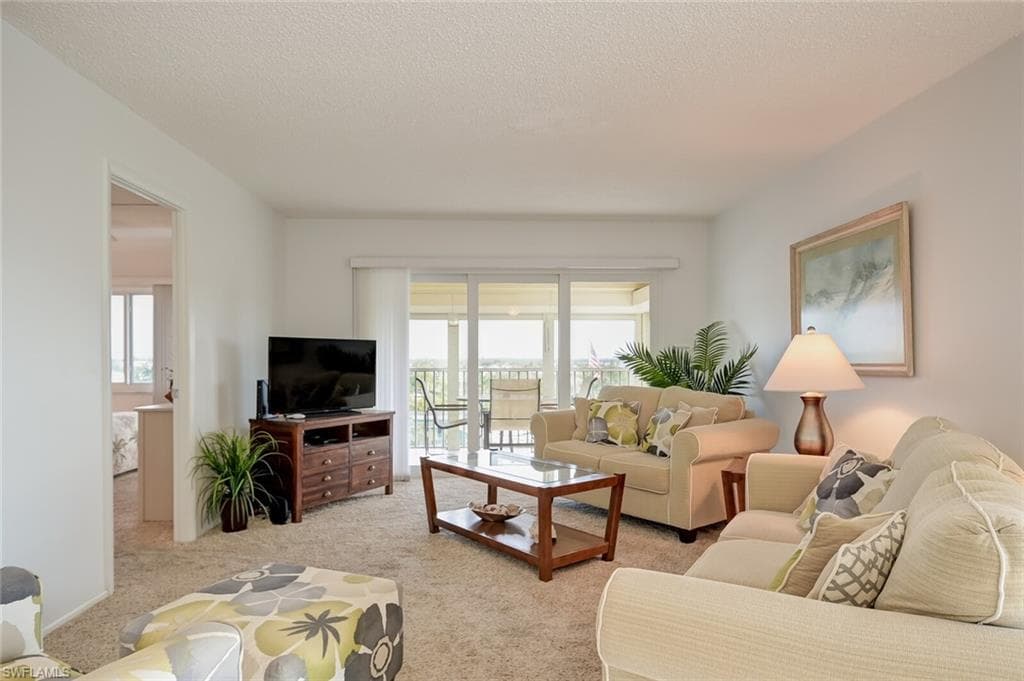6900 Estero BLVD 701-5