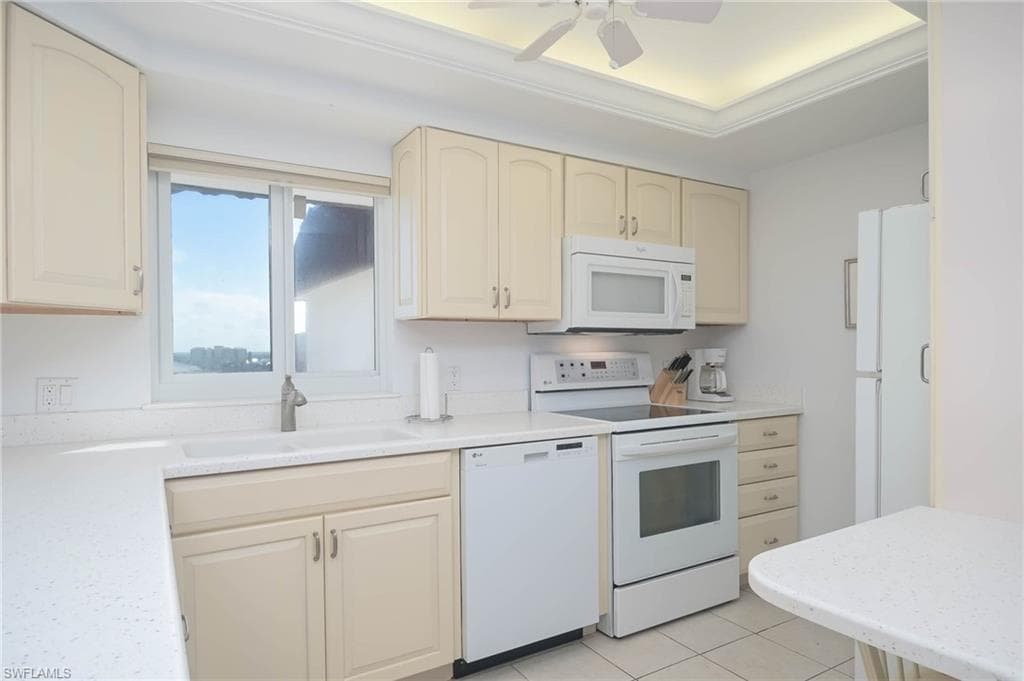 6900 Estero BLVD 701-10