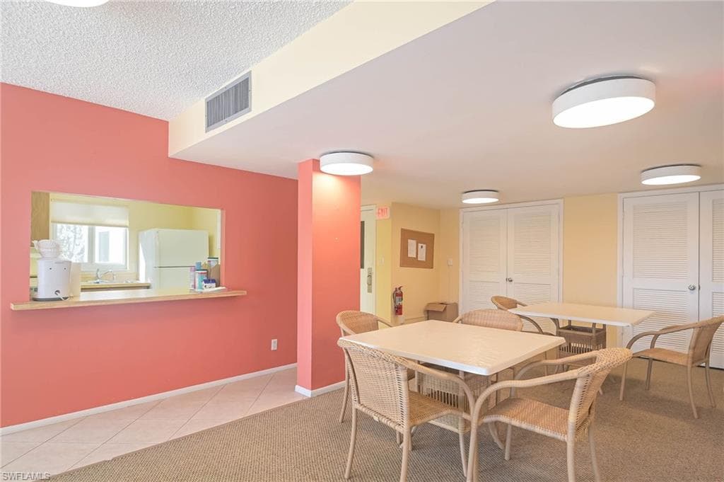 6900 Estero BLVD 701-33