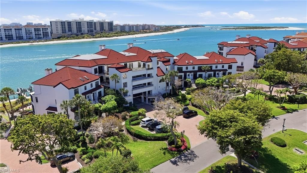 309 La Peninsula BLVD 309-4