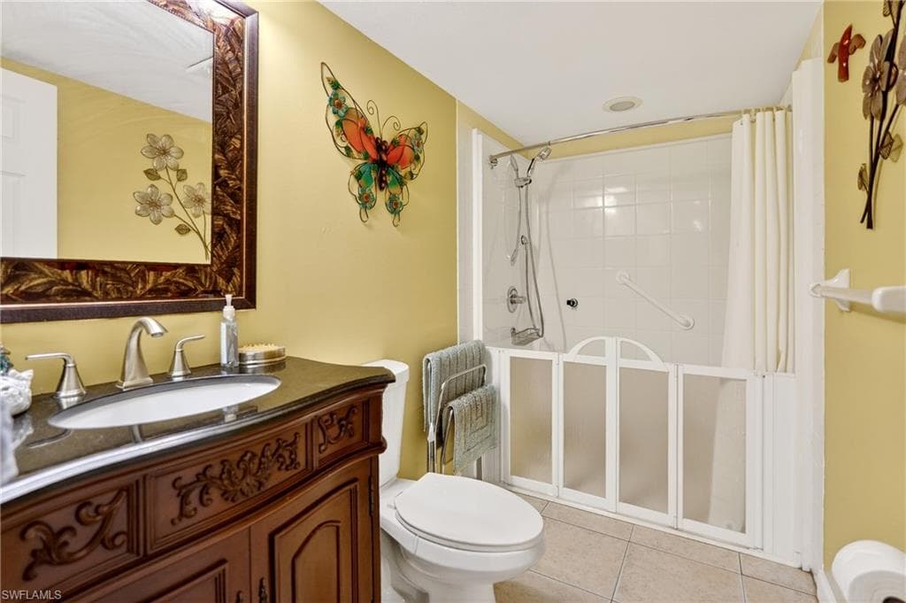 123 SW 47th TER 102-25