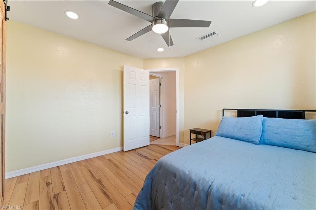 1006 April LN-21