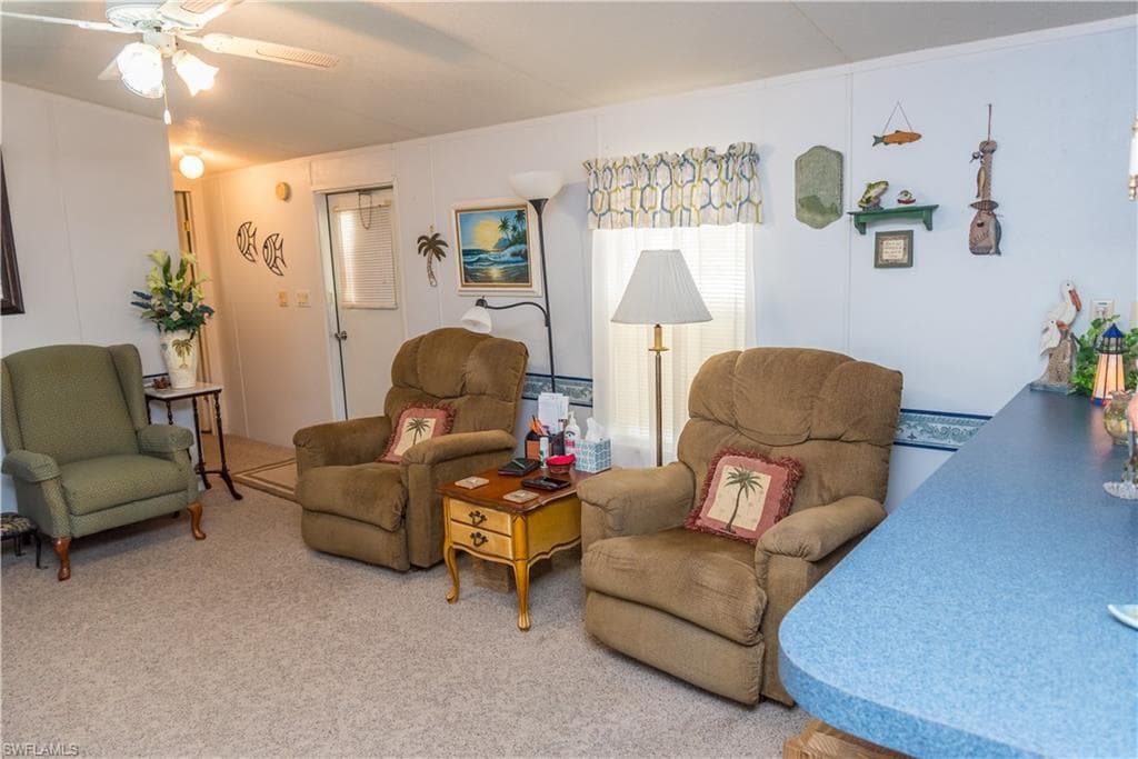 12130 Palm DR-7