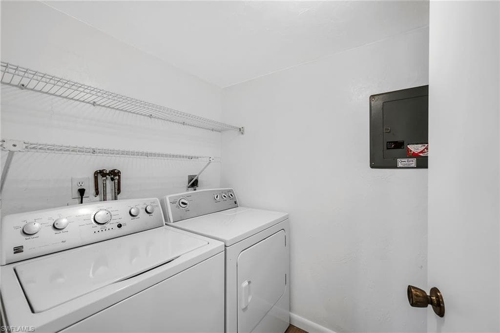4955 Pepper CIR B106-22