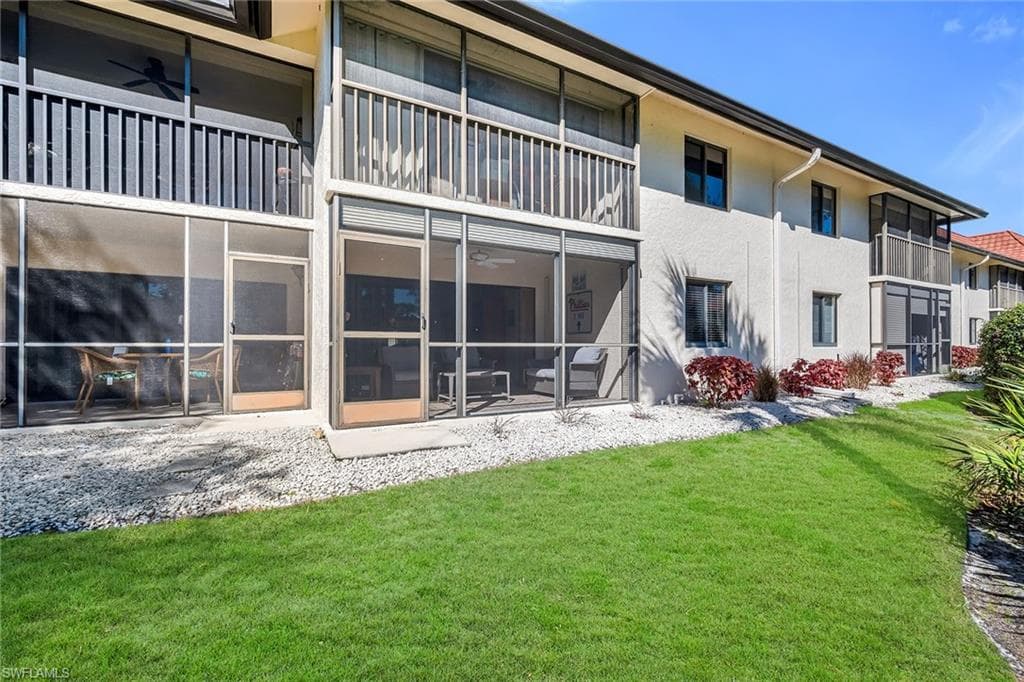 4955 Pepper CIR B106-3