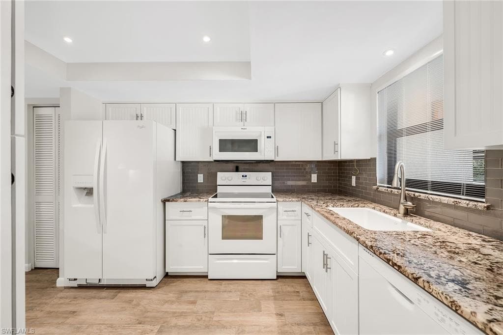 4955 Pepper CIR B106-1