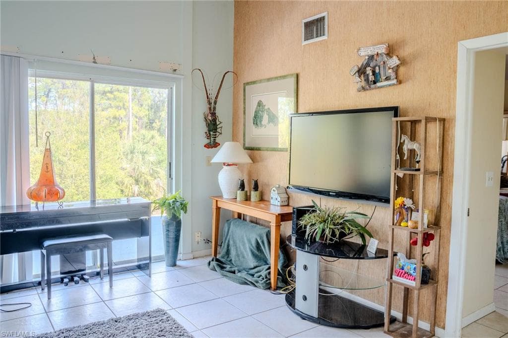 25335 Pinson DR-14