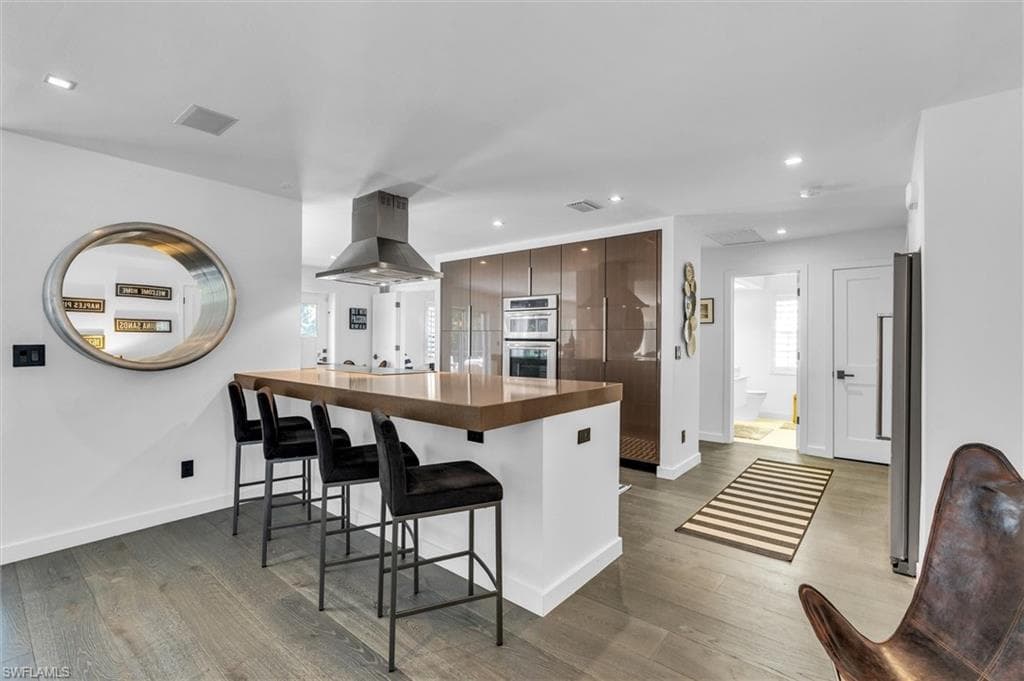1627 Murex LN-16
