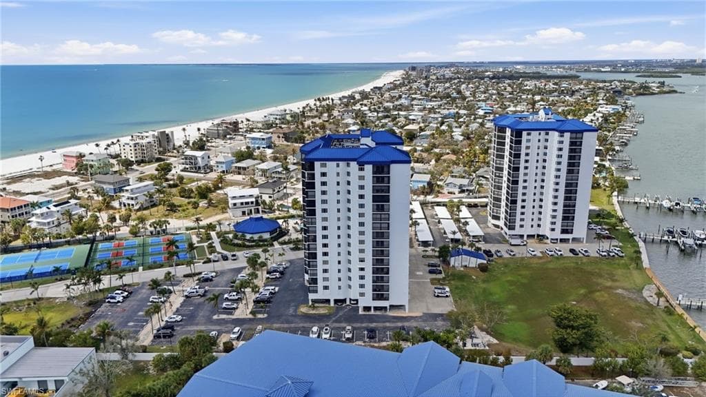 4745 Estero BLVD 204-48