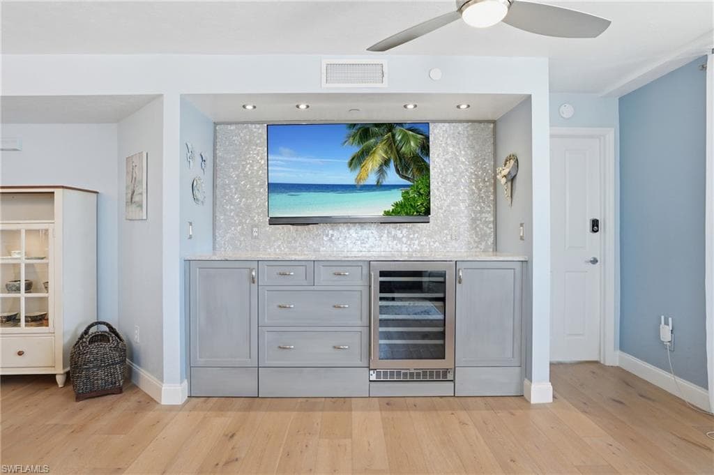 4745 Estero BLVD 204-11
