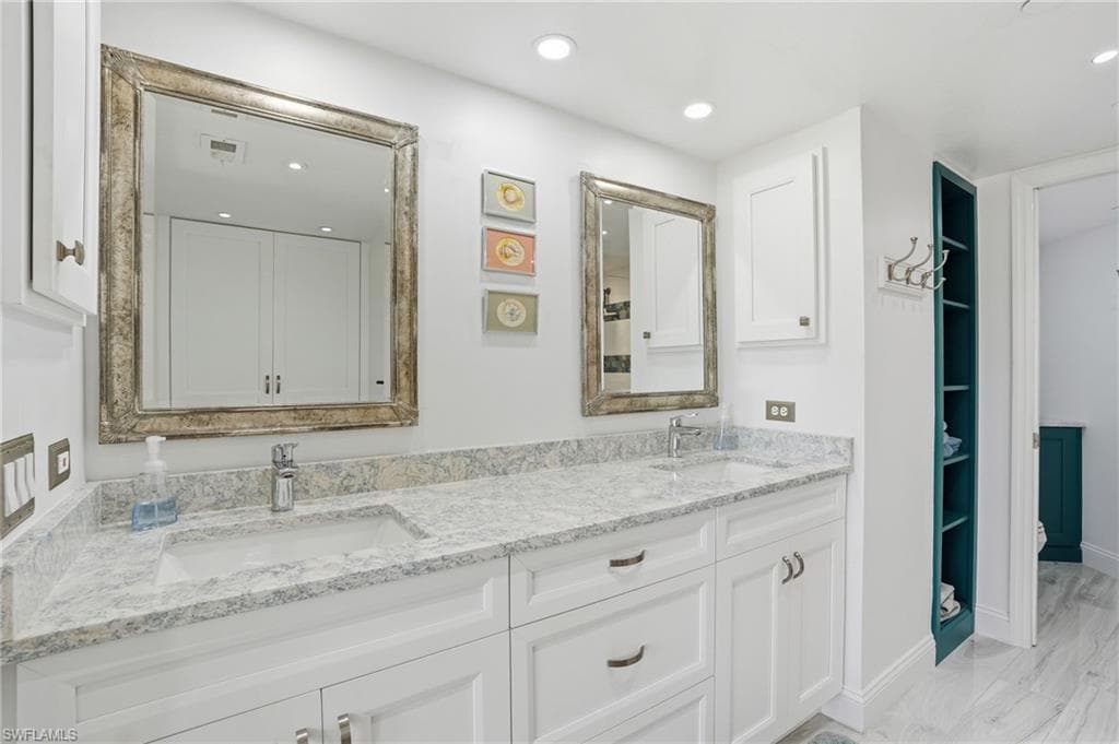 4745 Estero BLVD 204-29