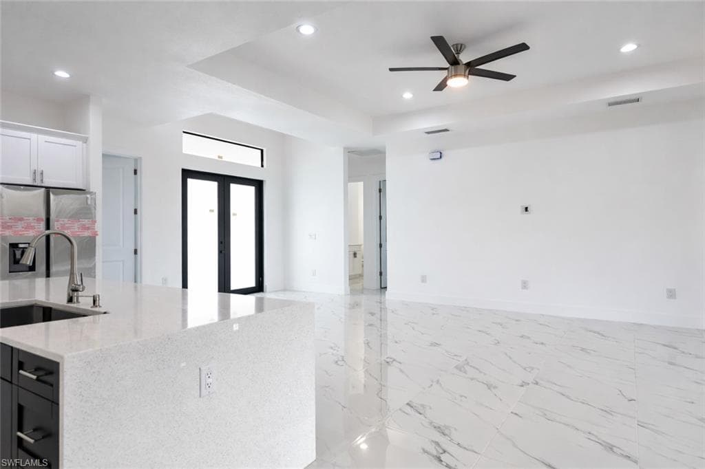 811 Dartmouth CT-2