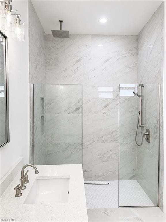 811 Dartmouth CT-7