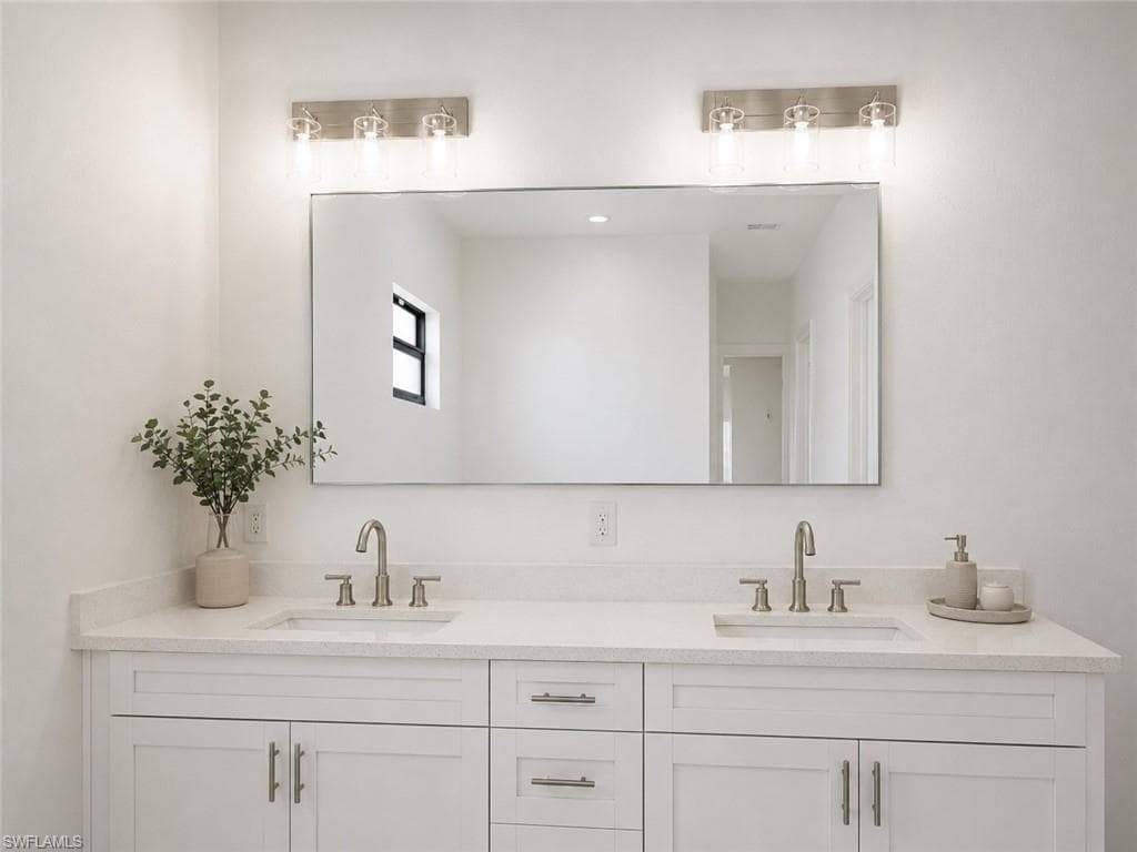 811 Dartmouth CT-5