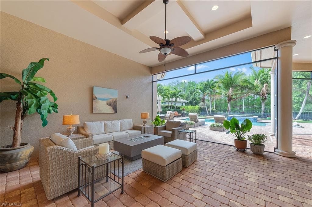 6081 Tamworth CT-33