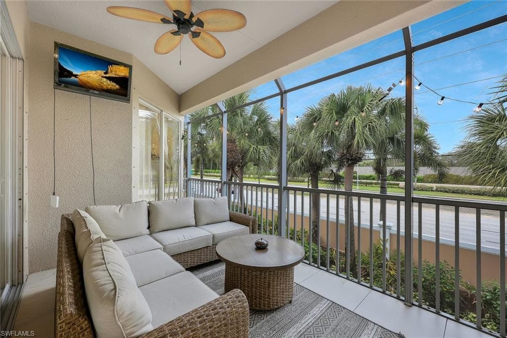 9210 Belleza WAY 204-23