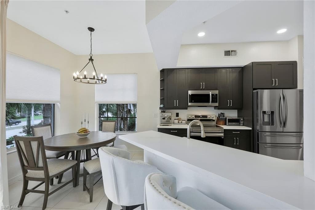9210 Belleza WAY 204-13