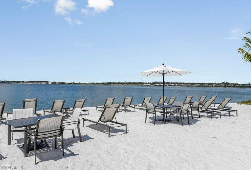 18166 Terracina DR-27