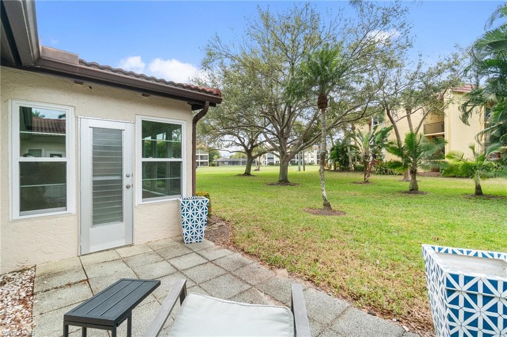 1094 Forest Lakes DR-28