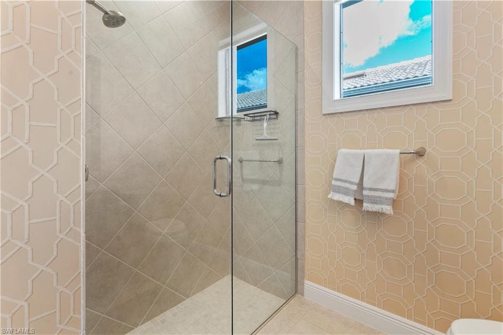 10102 Palazzo DR-24