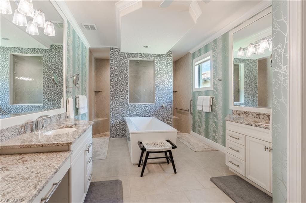 10102 Palazzo DR-18
