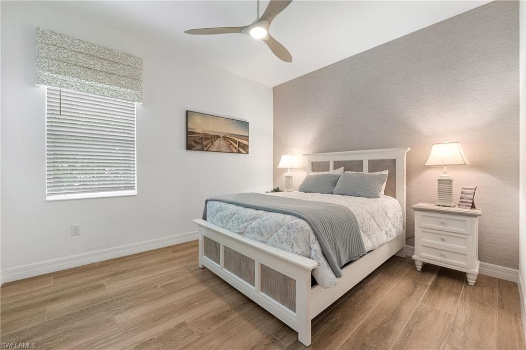 13528 Blue Bay CIR-24