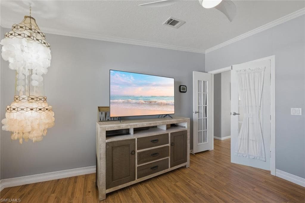 561 Charlemagne BLVD-18