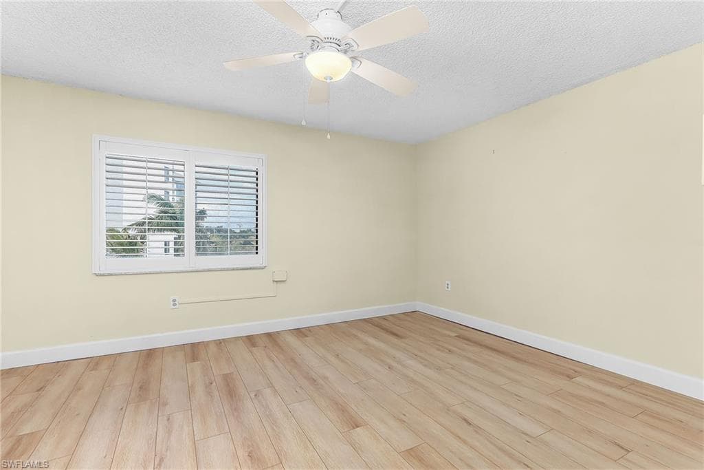6660 Estero BLVD 303-9