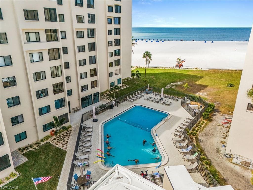 6660 Estero BLVD 303-24