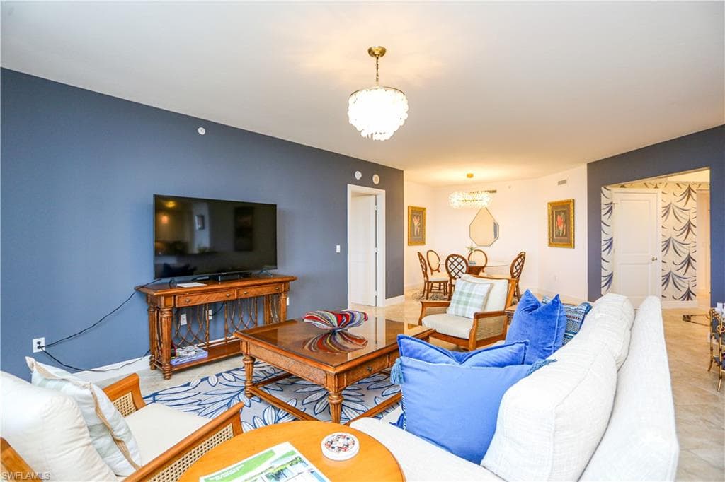 1060 Borghese LN 603-35