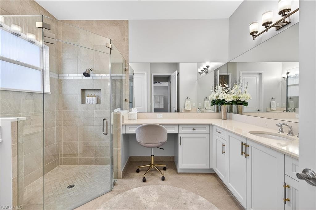 28474 Capraia DR-23