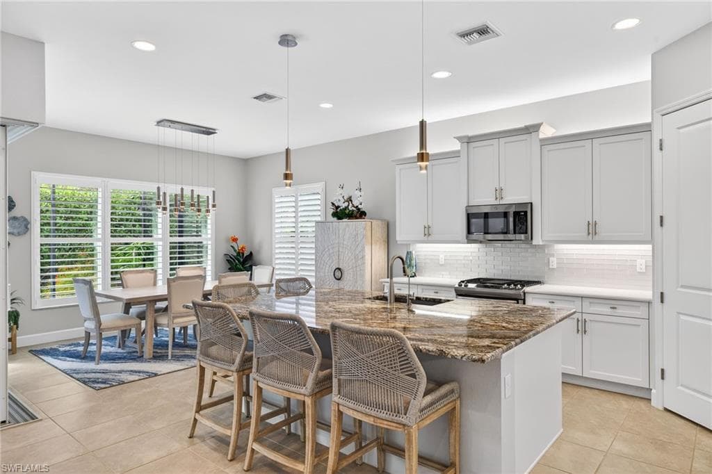 28474 Capraia DR-15