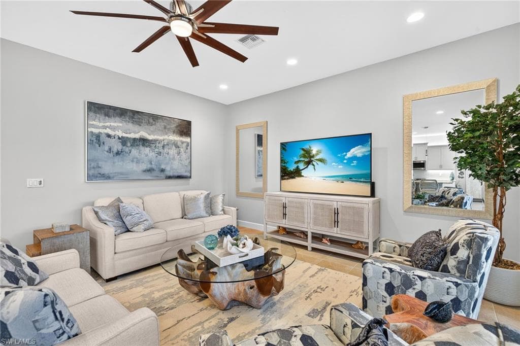 28474 Capraia DR-8