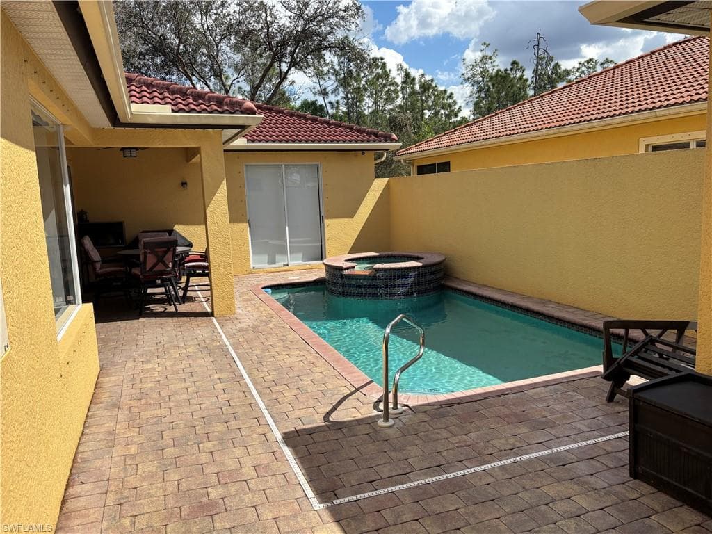 11491 Axis Deer LN-4