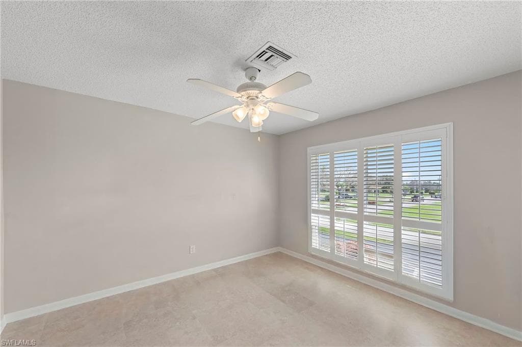 84 Glades BLVD 2-18