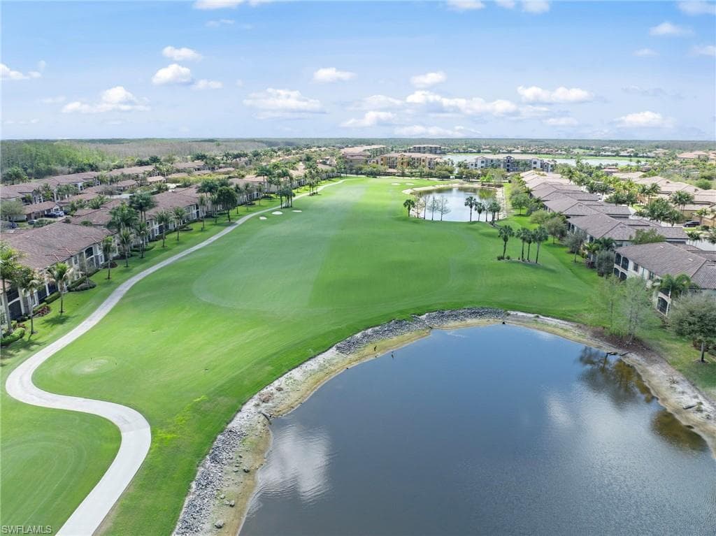 84 Glades BLVD 2-31