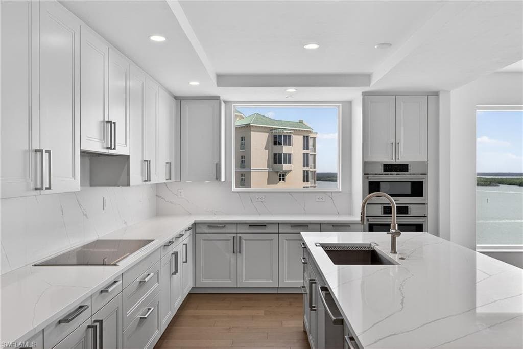4142 Bay Beach LN 901-13