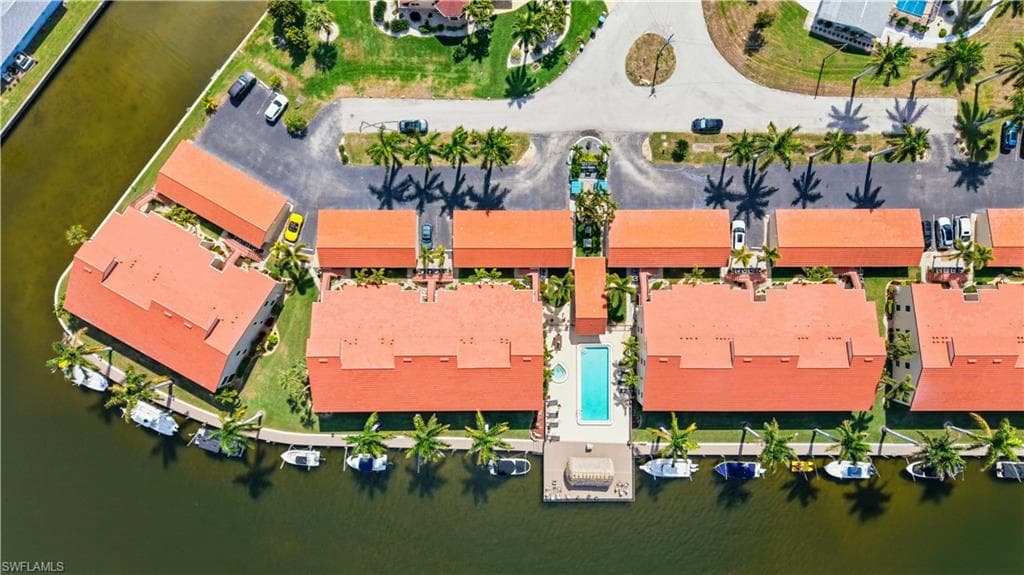 5121 Sunnybrook CT 26-33